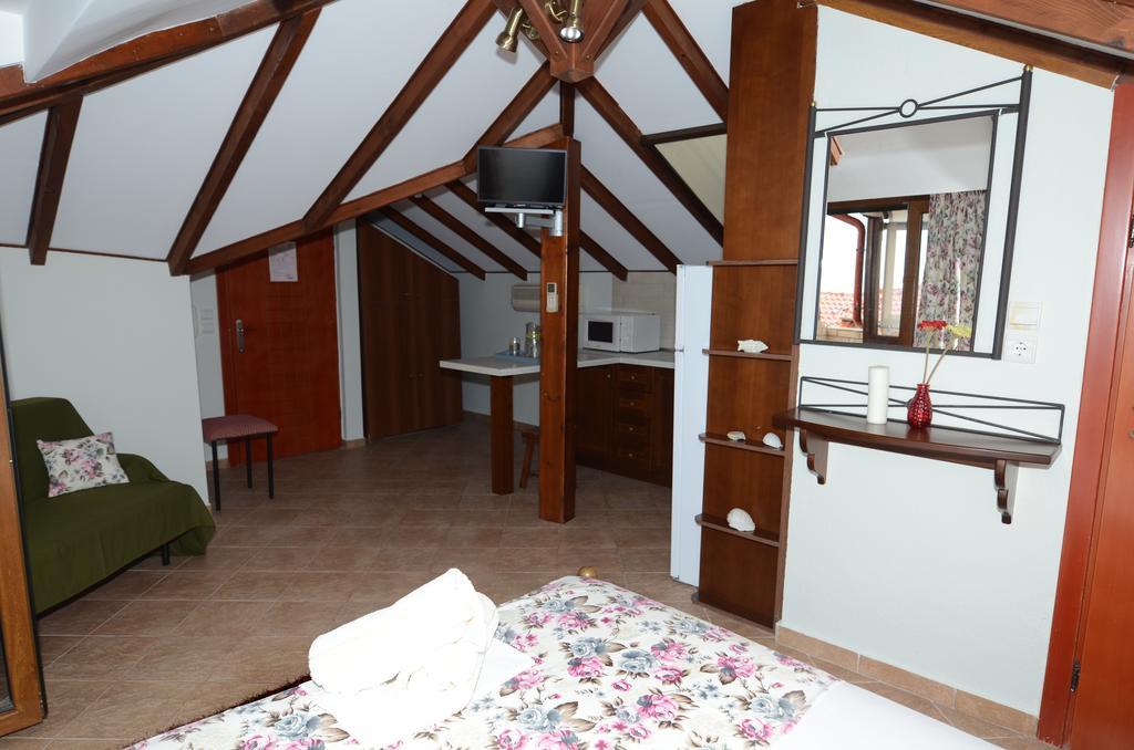 Nostos Rooms Ammoulianí Exterior foto